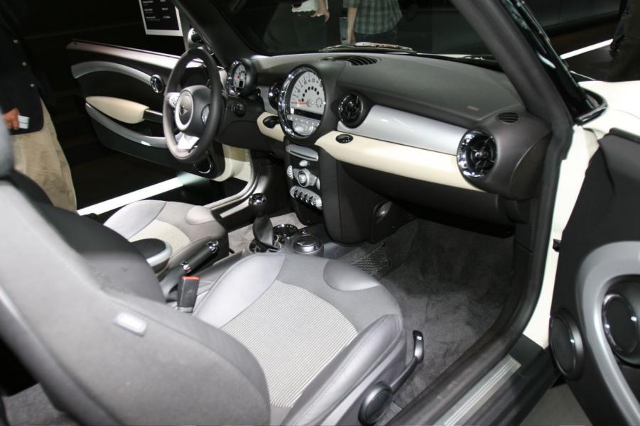  Mini Cooper S Clubman 2007 года  (фото 78 из 82)